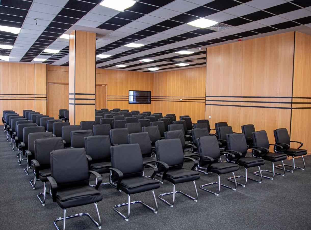 Waves Aqua Resort 케니트라 외부 사진 The main conference room
